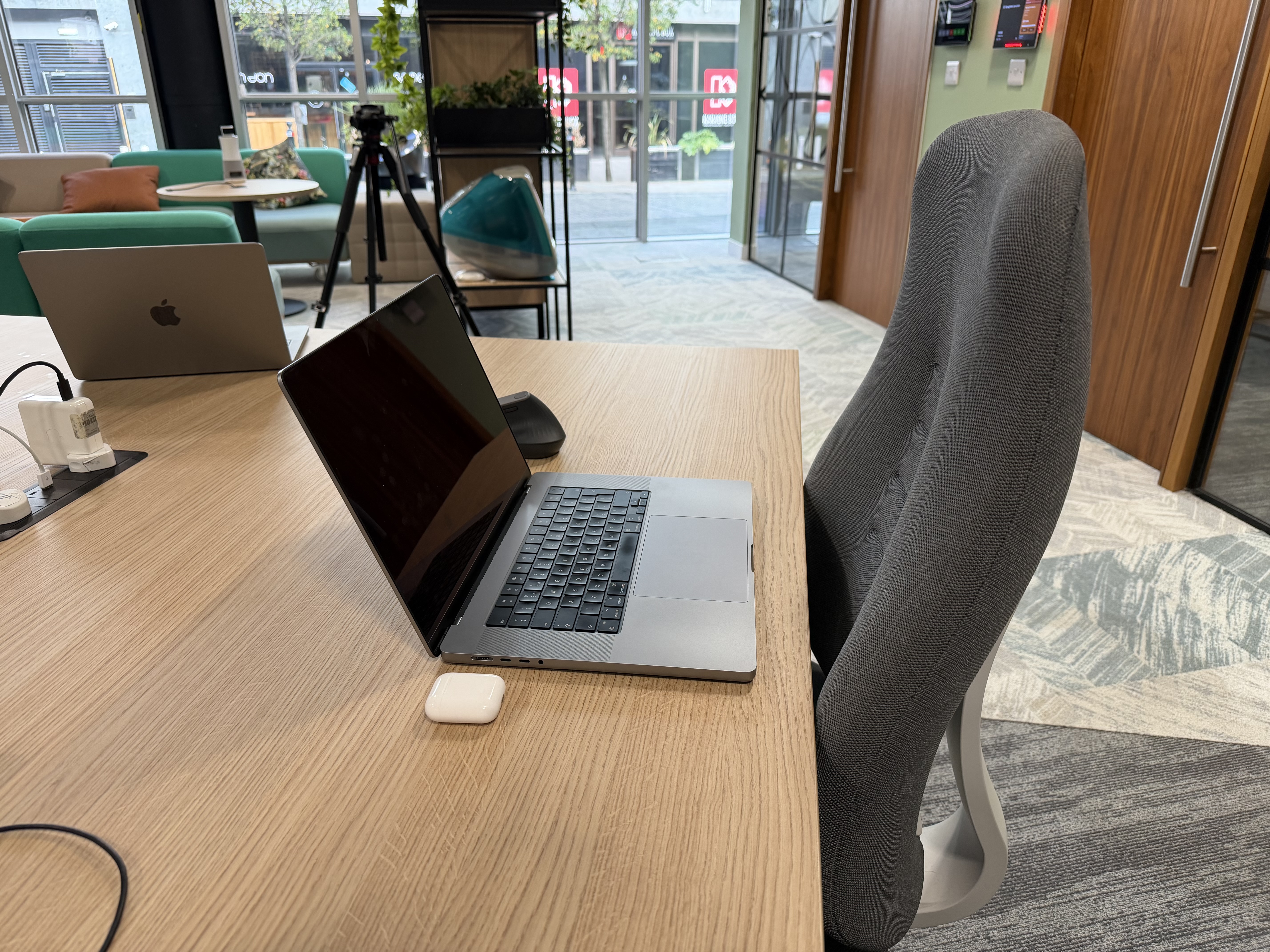 Photo of Desk 30